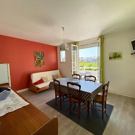 20 M From The Beach, Apartmán