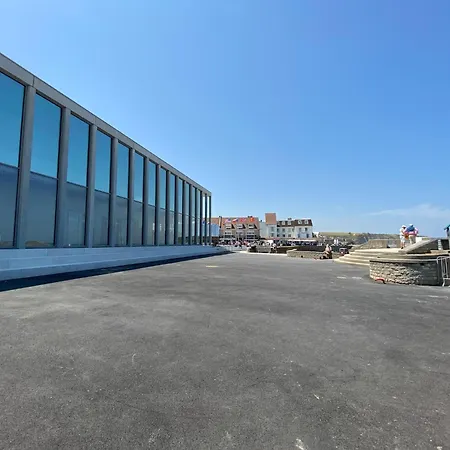 20 M From The Beach, Apartmán