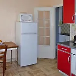 20 M From The Beach, *