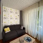 20 M From The Beach, Apartment *