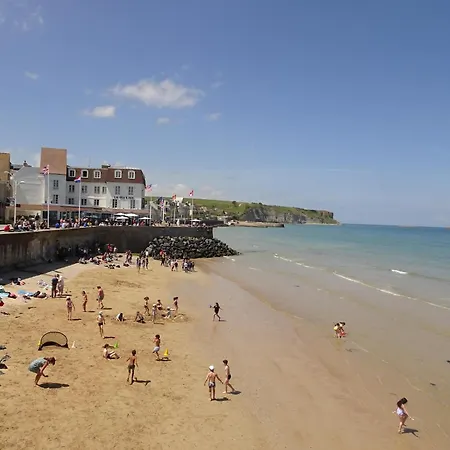 Apartment Nice Holiday 20 M From The Beach Les Bains Arromanches-les-Bains