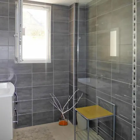 Apartment Nice Holiday 20 M From The Beach Les Bains *