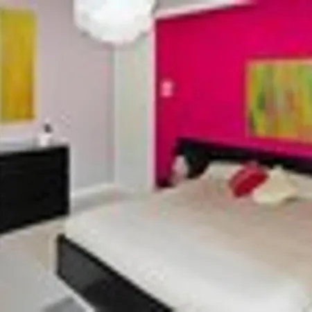 Nice Holiday 20 M From The Beach Les Bains *
