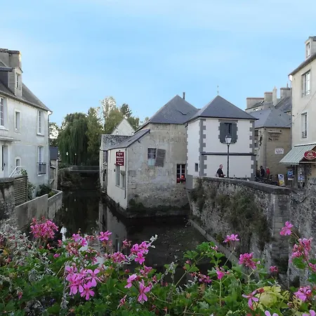 20 M From The Beach, דירה