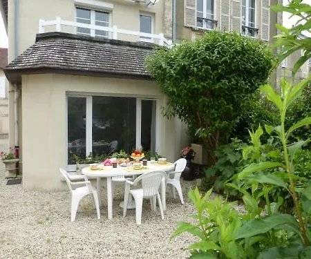 20 M From The Beach, * Arromanches-les-Bains