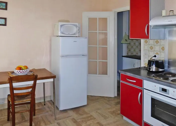 Apartament 20 M From The Beach, Arromanches-les-Bains