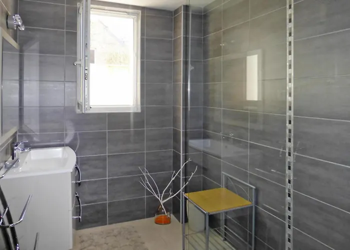 Apartament 20 M From The Beach, *